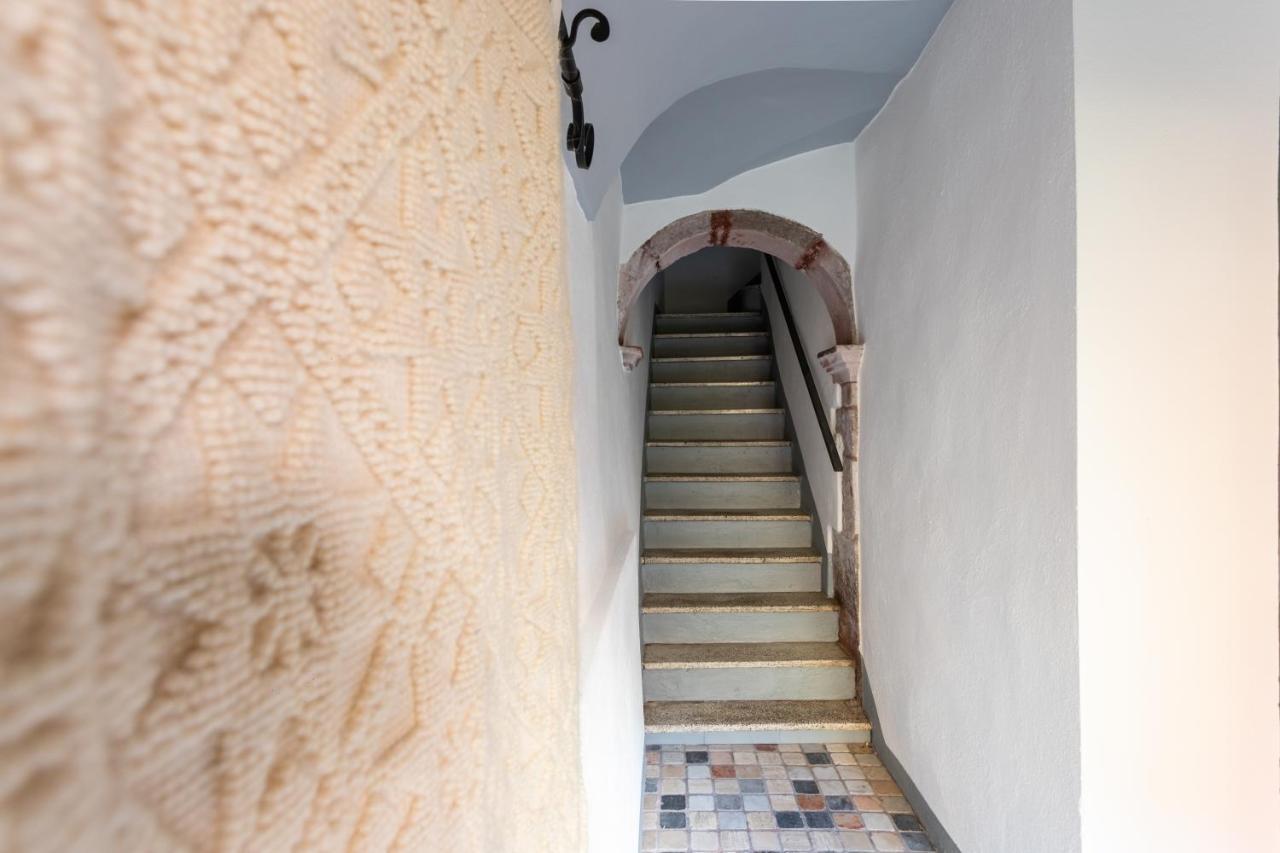Locanda Di Corte بوسا المظهر الخارجي الصورة