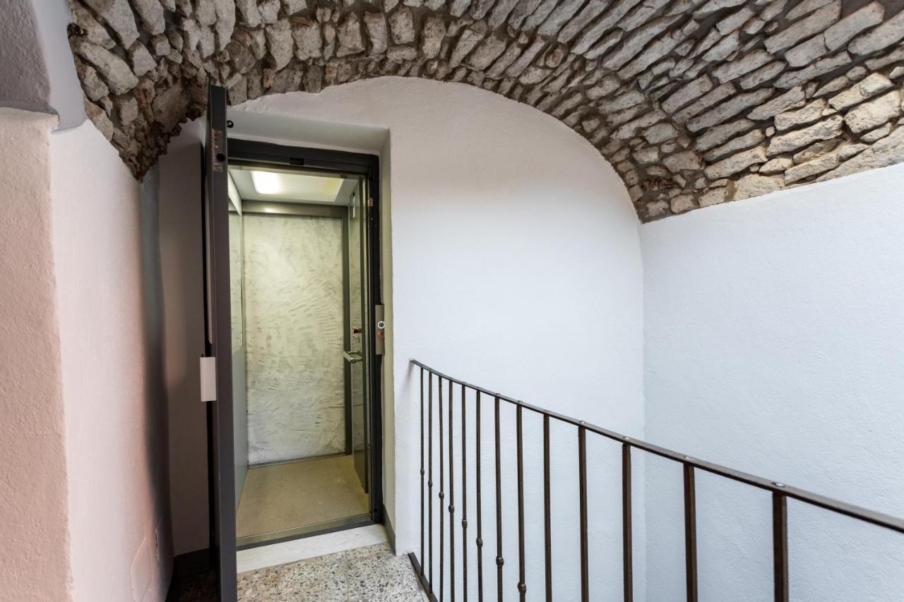 Locanda Di Corte بوسا المظهر الخارجي الصورة