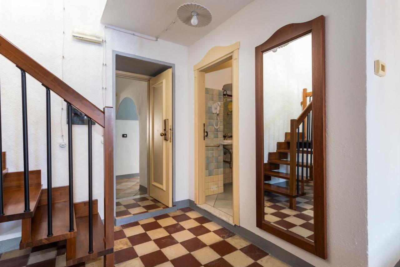 Locanda Di Corte بوسا المظهر الخارجي الصورة